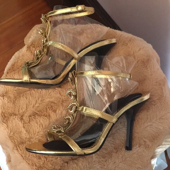 Gold strapped dress Sandals - Picture 5 of 8